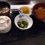 お食事処 多七 - 母親のタレカツ丼（週替りランチ）