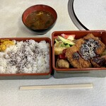 パリージャン - 味噌かつ弁当¥750