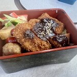 パリージャン - 味噌かつ弁当