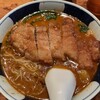 支那麺 はしご 本店