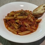 小さなトマト - 本日の気まぐれパスタ　1760円
ペンネアラビアータ