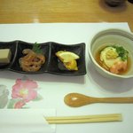 小鉢三種盛り＋名物一の湯豆腐