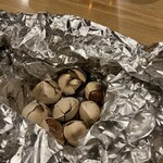 彩家 - 殻をわれば「緑色」。