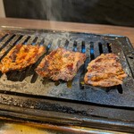 本格焼肉一門 - 