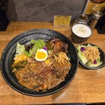 SPICY CURRY 魯珈 - 