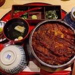 あつた蓬莱軒 松坂屋店 - 