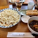 手打ちうどん まつ奈 - 料理写真:野菜鳥肉汁うどん&ちくわ