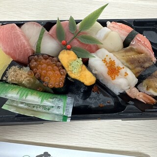 すしの美登利 立喰い_0