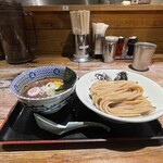 松戸中華そば 富田食堂 - 2025.12.17 (水)    濃厚つけめん濃厚豚骨魚介極太麵（ミニ180g）　900円（税込）