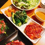 大衆炭火焼肉ジンギスカン ホルモン酒場 風土. - 