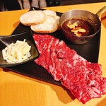 大衆炭火焼肉ジンギスカン ホルモン酒場 風土. - 