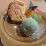 ベジバル チバットリア - ピンクグレープフルーツのシフォンケーキ＆ピスタチオのアイス＆季節のフルーツ♡