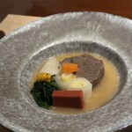 小石川 中勢以 - 