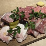 小石川 中勢以 - 