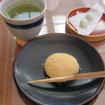 芳光 - 店内でいただけます