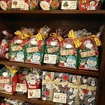 ツマガリ - もちろん焼き菓子もあります。