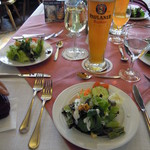 Hotel Strauss Würzburg - 料理写真:《ランチ》パウラナービール＆サラダ