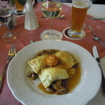 Hotel Strauss Würzburg - ドイツ餃子 マウルターシェン