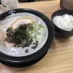 やまみラーメン - ご飯中200円
