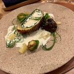 UNE TABLE - 鮑パイ包み晩柑ソース　ソースも美味しい‼︎