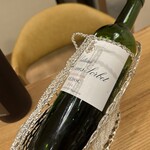 UNE TABLE - ワイン知識皆無なので語彙合ってるか分かりませんが飲みやすい‼︎(褒めてます)