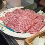 和牛 すき焼き 京都五天五 - これはロース肉