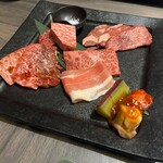 近江うし焼肉 にくTATSU 日本橋室町店 - 