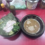 家系ラーメン 王道家 本店 - 