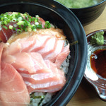 鮪三昧丼