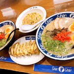 博多らーめん ShinShin - 