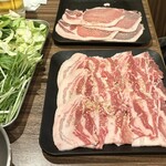 ムーガタ専門店 サワディー - 