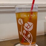 ル サロン ド ニナス - 