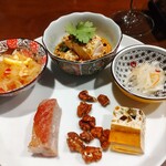 中華ダイニング 一途一心 - 6000円のコース　前菜盛り合わせ　どれもホント美味しいけど、ピータンのゼリー寄せめちゃウマ！