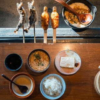 囲炉裏焼きあなみ_1