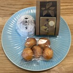 翠江堂 - 料理写真:苺大福、焼きモンブラン、焼き栗