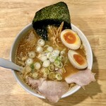 塩ラーメン空海 - みそラーメン青森にんにく油＋味つけ玉子