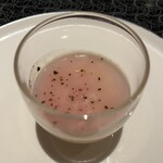 カントニーズ 燕 - 