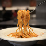 ラ・メゾン アンソレイユターブル - 茄子とモッツァレラのミートソースパスタ・麺