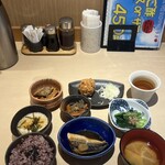 手しおごはん 玄 新宿南口店 - 