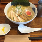 麺屋 猪一 - 鶏そば(白)