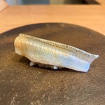 すし処 ひさ田 - きす(中に海苔)