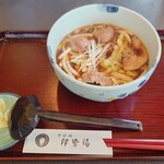 そば処 伊勢福 - 料理写真:鴨南蛮(うどん)