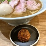 いかれたヌードル フィッシュトンズ - 