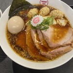 横浜中華そば 維新商店 本店 - 