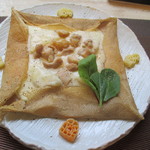 カフェ トラペジオ - ガレット（チキンとポテトとチーズ）