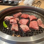和牛放題の殿堂 秋葉原 肉屋横丁 しゃぶしゃぶ - 