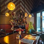CAFE & BAR LAMP AND BELL - ピアノと店内