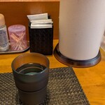 寛～くつろぎ～ - お冷はセルフ