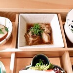 割烹 なが岡 - 彩り御膳(上段)