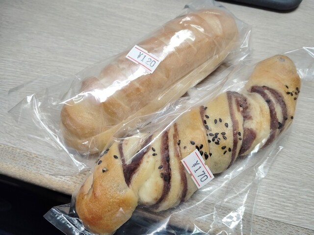 パン小屋 ラント - 鶴形（パン）の写真